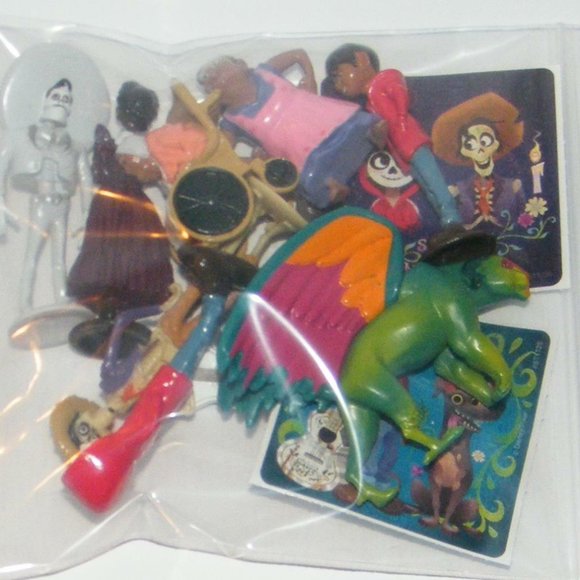 Disney Coco Movie Party Favors Set of 12 with 10 Figures and 2 Stickers - Picture 7 of 7